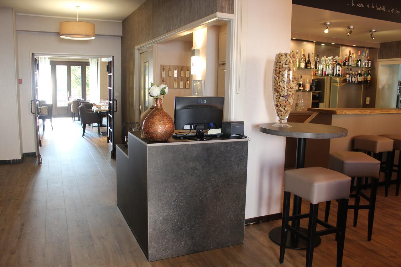 Hotel-Restaurant Le Sorgia بيليغارد-سور-فالسيرين المظهر الخارجي الصورة