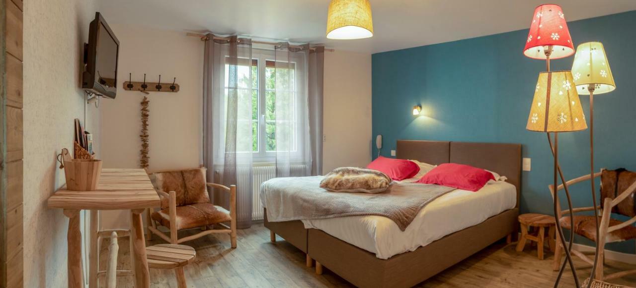 Hotel-Restaurant Le Sorgia بيليغارد-سور-فالسيرين المظهر الخارجي الصورة